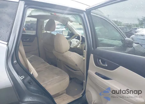 2015 Nissan Rogue Sv z USA, uszkodzony, nr VIN 5N1AT2MV8FC926694